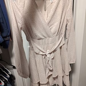 Women's dress medium NWT